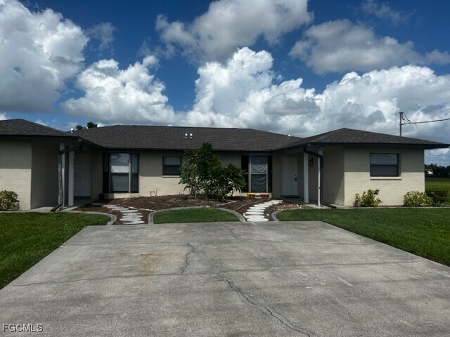229 Hancock Bridge Pkwy in Cape Coral, FL - Building Photo