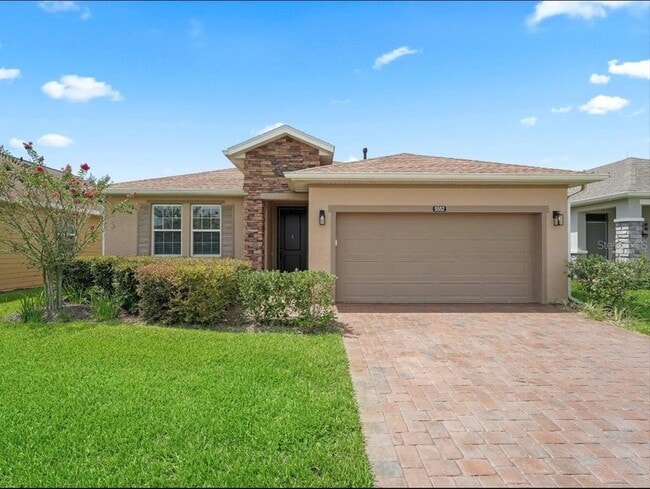 property at 5552 NW 40th Loop