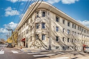 5523 Ellsworth Ave, Unit Ellsworth in Pittsburgh, PA - Building Photo