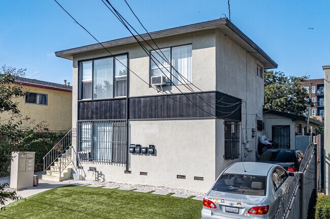 1043-1045 S Catalina St in Los Angeles, CA - Building Photo - Building Photo