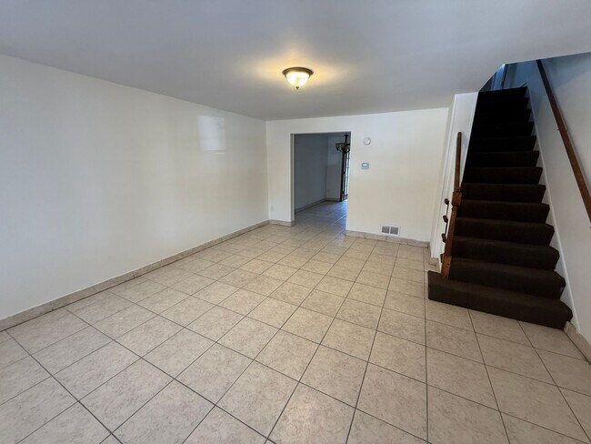 1915 Ewald Ave in Dundalk, MD - Building Photo - Building Photo