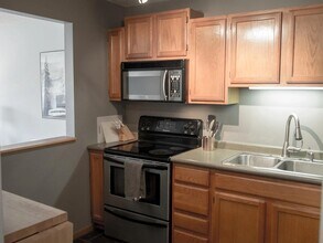 720 3rd Ave NE, Unit 207 in Minneapolis, MN - Building Photo - Building Photo