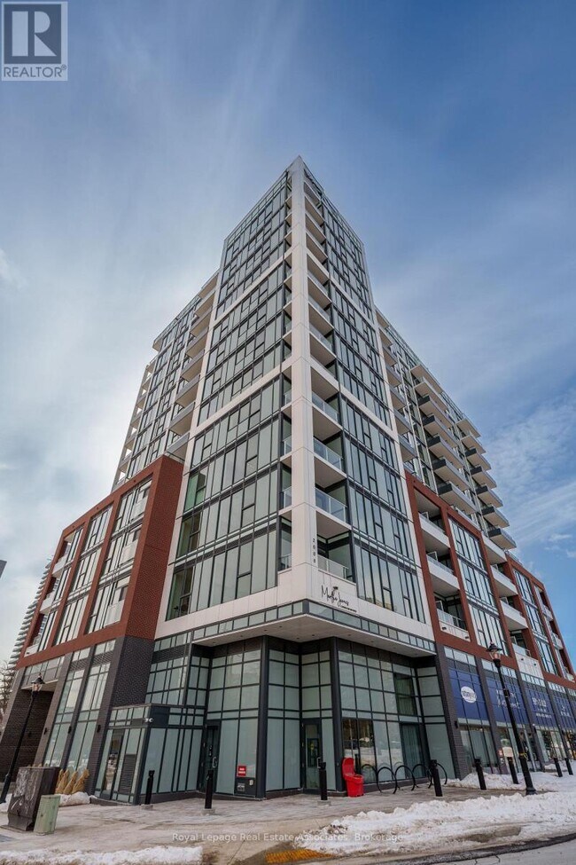 2088 James St in Burlington, ON - Building Photo - Building Photo