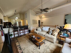 1457 N Paulina St, Unit 2 in Chicago, IL - Building Photo - Building Photo