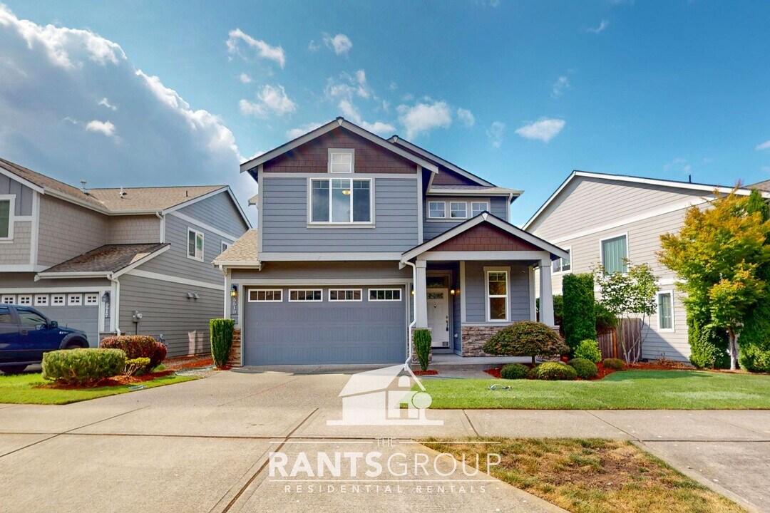 5513 James Pl SE in Olympia, WA - Foto de edificio