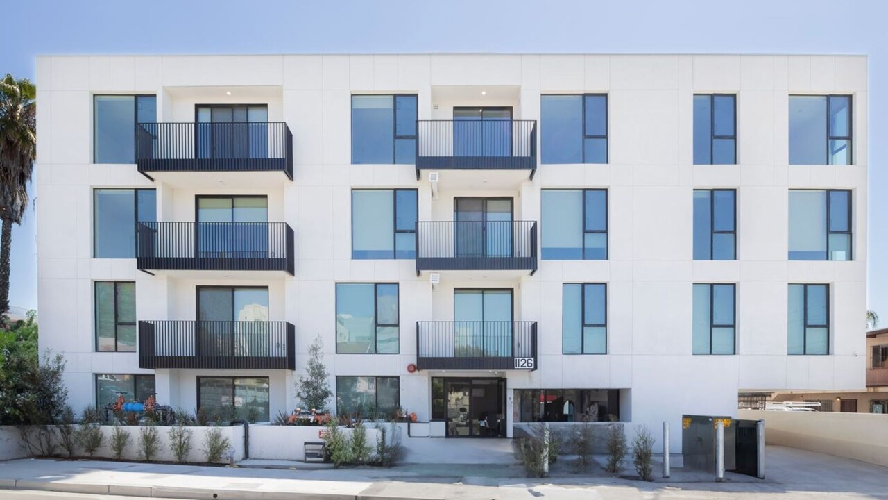 New Luxury Modern 1 & 2 Bedroom Apartments in Los Angeles, CA - Foto de edificio