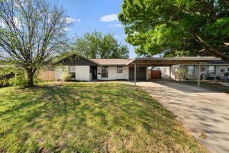 2626 Bobwhite Blvd in Mesquite, TX - Building Photo - Building Photo