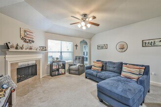 17118 Kobuk Valley Cir, Unit 3R in Humble, TX - Building Photo - Building Photo