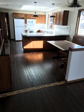 1118 SW Southmayd Ln in Waldport, OR - Foto de edificio - Building Photo