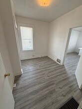 328 W Mason St in Springfield, IL - Foto de edificio - Building Photo