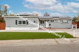 116 Coralie Way in Folsom, CA - Building Photo - Building Photo