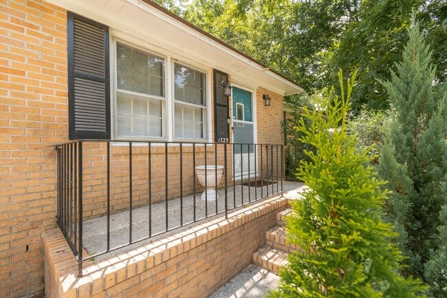 1329 White House Blvd in Charleston, SC - Building Photo - Building Photo