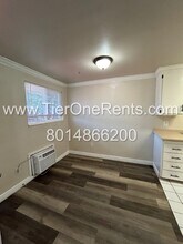 2880 S 200 E-Unit -2880-3 in South Salt Lake, UT - Foto de edificio - Building Photo