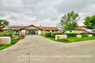 1349 Hillside Dr in Fallbrook, CA - Building Photo - Building Photo