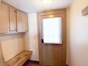 1525 E 254th St in Euclid, OH - Building Photo - Building Photo