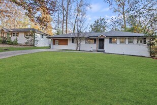 2378 Green Forrest Dr in Decatur, GA - Building Photo