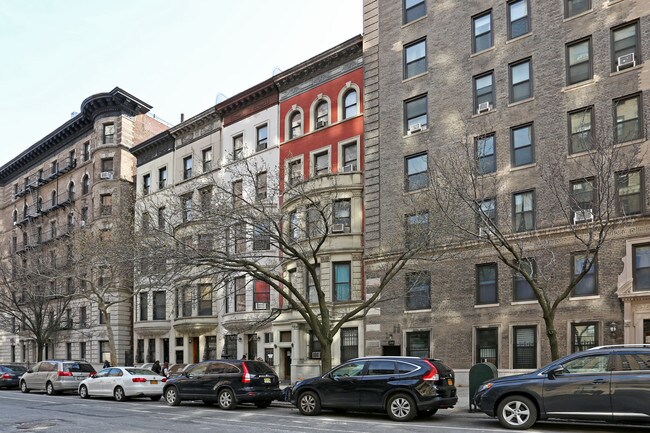 308 W 106th St in New York, NY - Building Photo - Building Photo