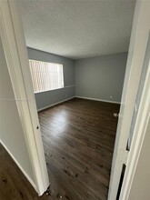 8710 N Sherman Cir, Unit 202 in Miramar, FL - Building Photo - Building Photo