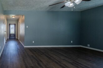 2027 Alabama St in Pasadena, TX - Building Photo - Building Photo