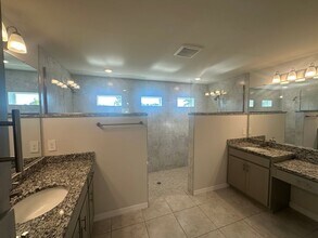 3413 NE 12th Ave in Cape Coral, FL - Building Photo - Building Photo