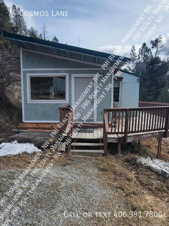 74 Cosmos Ln in Kalispell, MT - Building Photo