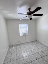 2550 York St-Unit -2 in Opa Locka, FL - Building Photo - Building Photo