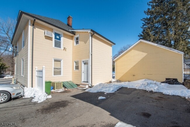 property at 19 Main Rd