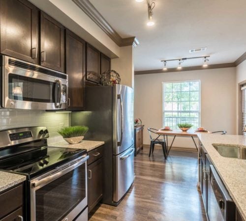 property at 1498 Parkway Plaza Dr