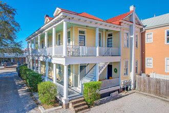 172 St Philip St in Charleston, SC - Building Photo - Building Photo