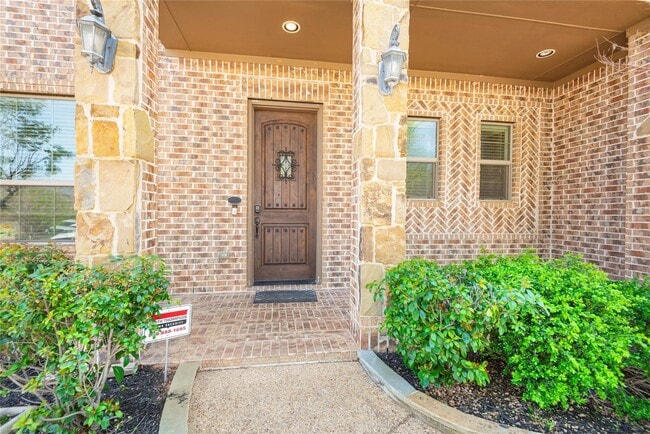 106 Highwood Ave in Oak Point, TX - Building Photo - Building Photo