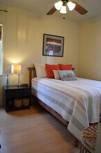 4706 Brighton Ave in San Diego, CA - Building Photo - Building Photo