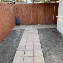 11744 Archwood St in Los Angeles, CA - Foto de edificio - Building Photo