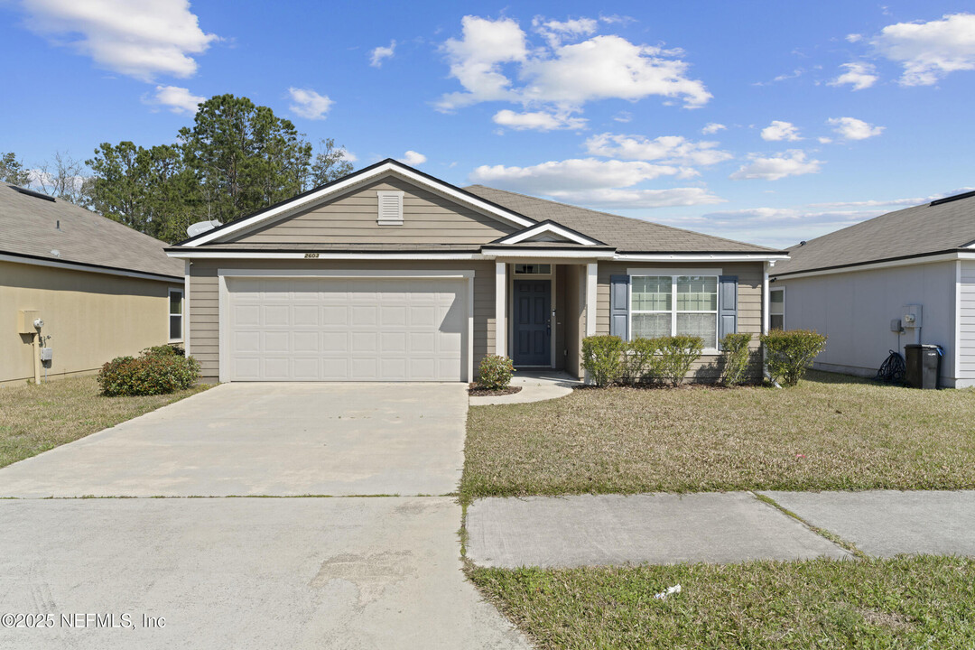 2603 King Louis Dr in Jacksonville, FL - Building Photo