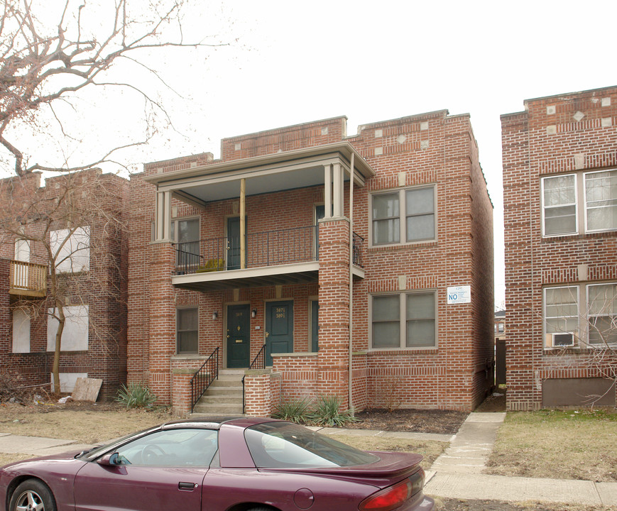 387-389 Chittenden Ave in Columbus, OH - Building Photo