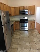 552 Joyce St-Unit -108 in Orange, NJ - Building Photo - Building Photo