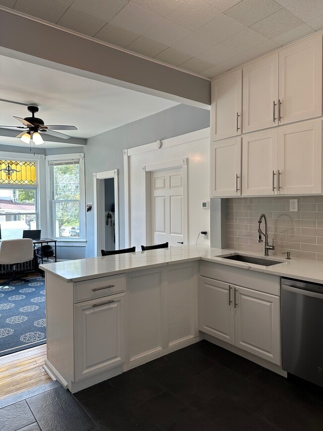 59 Railroad Ave, Unit 1A in Washington, NJ - Building Photo - Building Photo