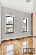 438 W 52nd St in New York, NY - Building Photo - Building Photo