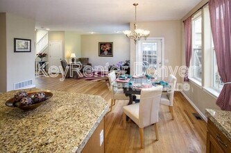 4871 S Bannock St in Englewood, CO - Building Photo - Building Photo