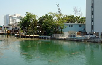 LaSalle Apartments in Miami Beach, FL - Foto de edificio - Building Photo