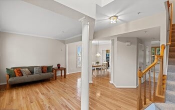 5714 Silk Tree Dr in Riverdale Park, MD - Building Photo - Building Photo