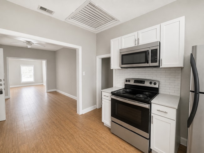 property at 2002 Washington St