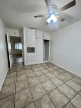 1134 N East St, Unit F in Anaheim, CA - Building Photo - Building Photo