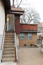 3233 Hennepin Ave, Unit 2 in Minneapolis, MN - Building Photo - Building Photo