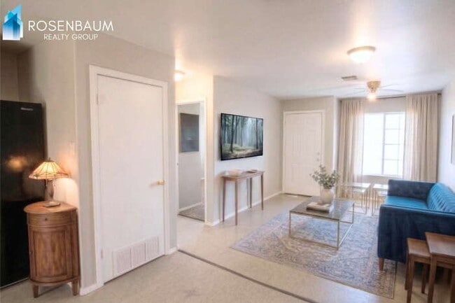 8281 W Sandy Ln, Unit 3 in Arizona City, AZ - Building Photo - Building Photo