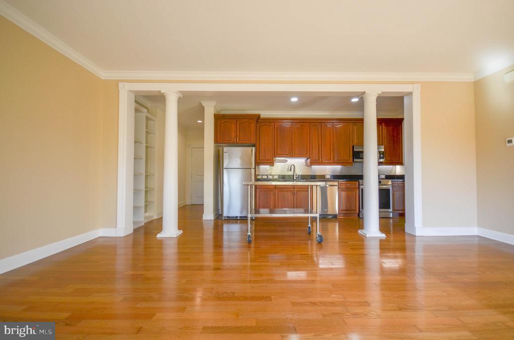 401 13th St NE in Washington, DC - Building Photo