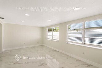 4921 Daphne St in New Port Richey, FL - Building Photo - Building Photo
