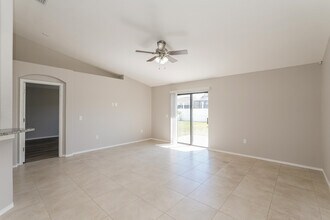 5169 Ashwood Dr in Lakeland, FL - Building Photo - Building Photo