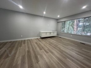 20809 117 Av in Maple Ridge, BC - Building Photo - Building Photo