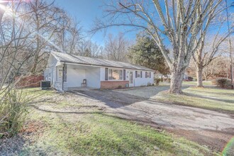 229 Sherry St in Kingsport, TN - Building Photo - Building Photo