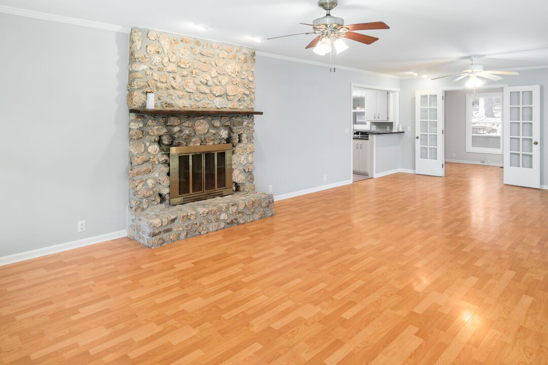 16 Malaga Cir in Hot Springs, AR - Building Photo